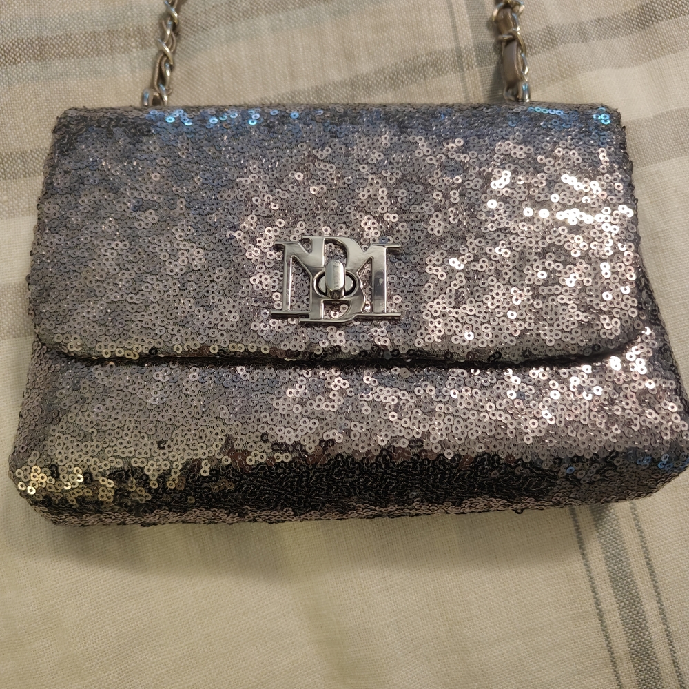 Badgley Mischka Silver Sequin Shoulder Bag